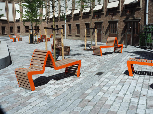 FalcoLinea straatmeubilair sofas Amstel Campus Amsterdam FalcoLinea straatmeubilair sofas Amstel Campus Amsterdam