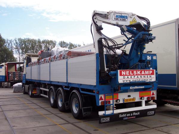 Nelskamp duurzame en luchtreinigende betonpannen transport