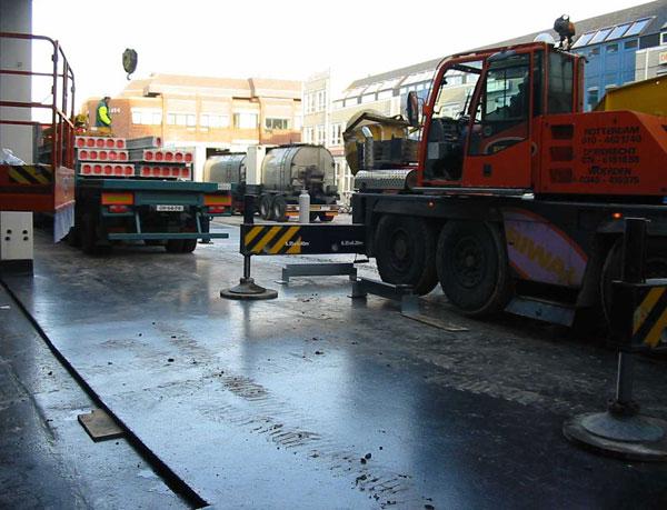 Een PARKEERDAK van Leven op Daken, gietasfalt