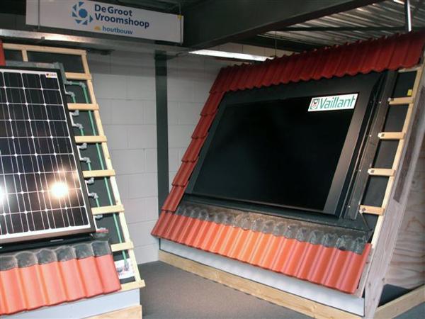 De Groot Vroomshoop Houtbouw Solar dakconcept