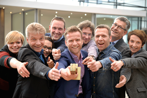 Solarlux-Team wint iF gold award voor het schuifsysteem cero