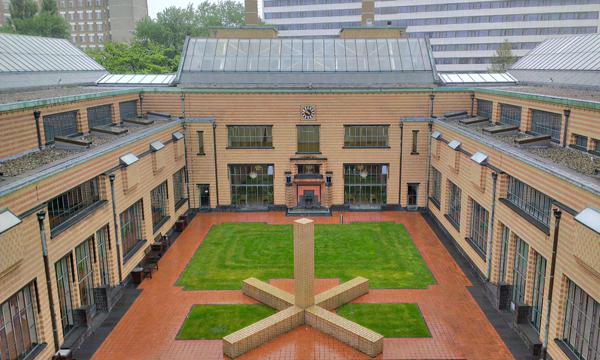 Octatube binnenplaats Haags Gemeentemuseum Octatube binnenplaats Haags Gemeentemuseum