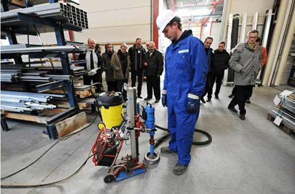 Fagro demonstratie vloerlift