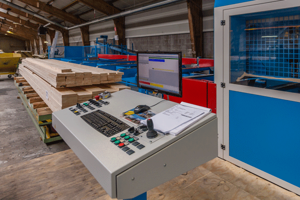 De Groot Vroomshoop Hundegger zaagmachine De Groot Vroomshoop Hundegger zaagmachine