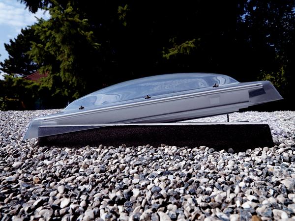 Lichtkoepel buitenzijde Lichtkoepel buitenzijde