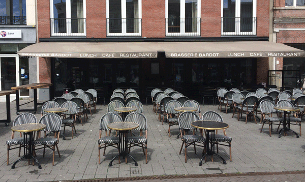 Metacon schaararmscherm terras Metacon schaararmscherm terras