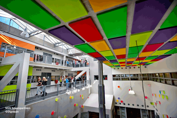 Plaka plafondafwerking Wateringseveld College Den Haag ©Digidaan