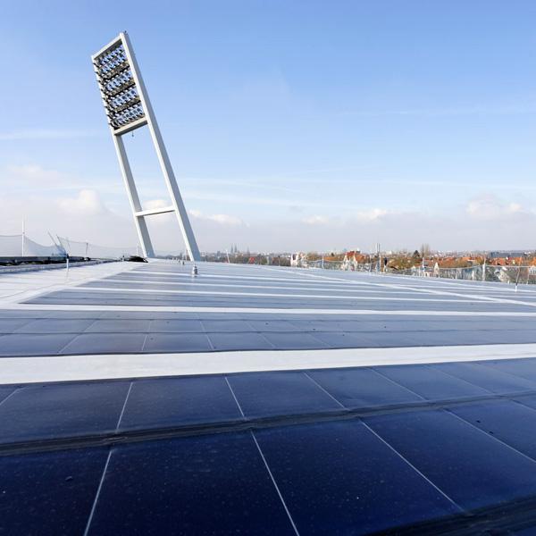 Toepassing WeKa Evalon-Solar dak voetbalstadion Toepassing WeKa Evalon-Solar dak voetbalstadion