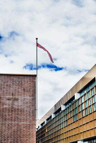 Tombak gevelbekleding, Deense Zeemanskerk