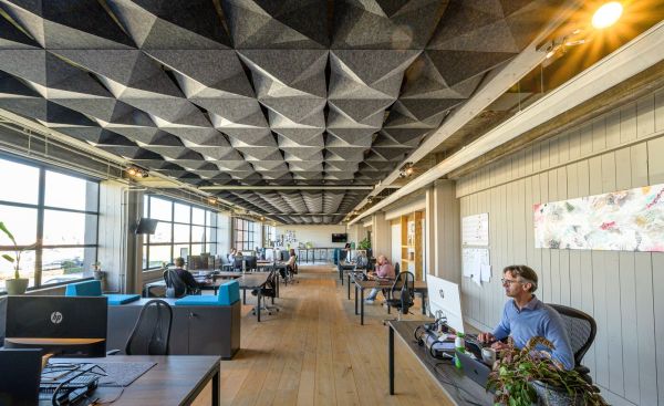 Hunter Douglas Architectural viert vijf jaar HeartFelt®