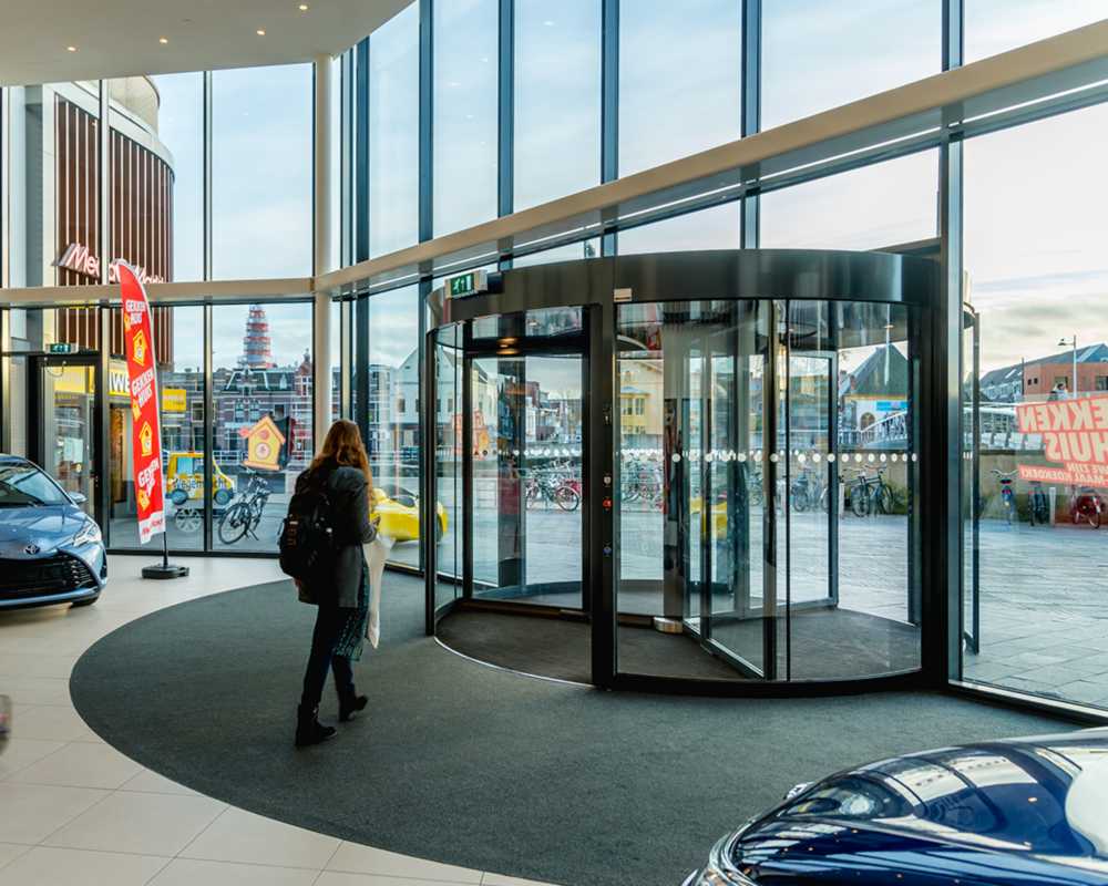 Tournex Boon Edam Dubbele draaideur in winkel