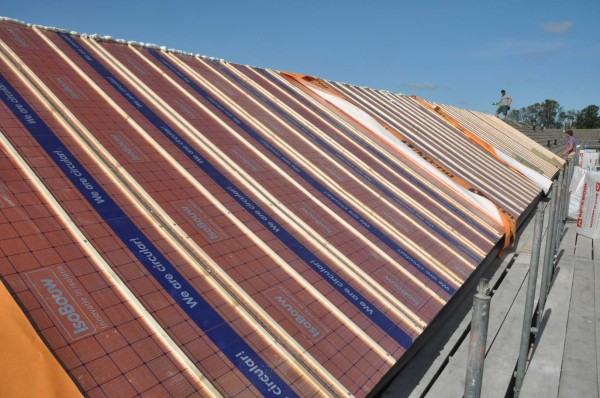 Praktische oplossingen voor het na-isoleren van hellende daken