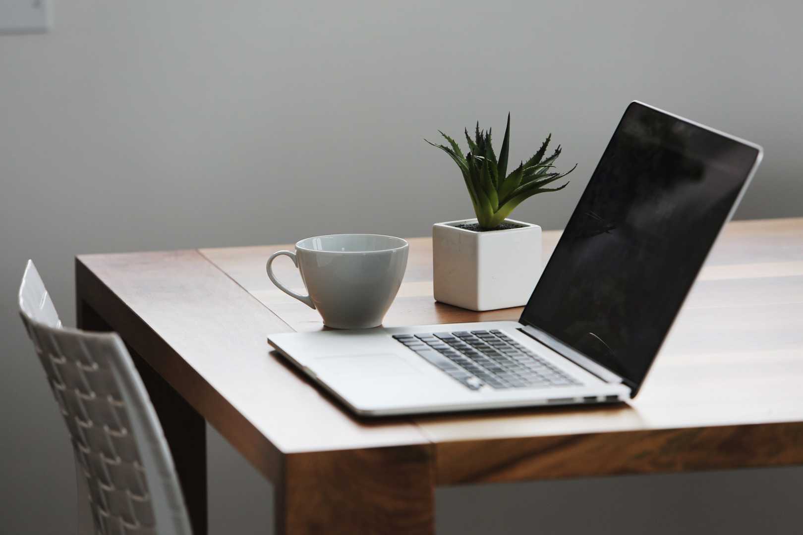 laptop-2617765_1920.jpg