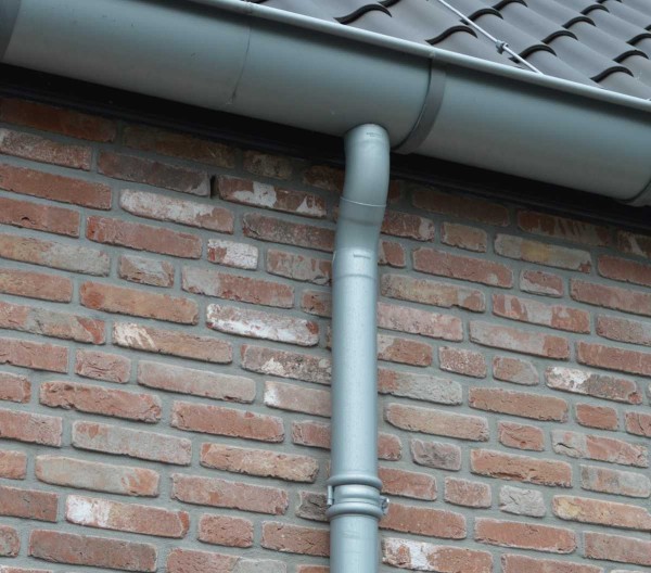 RHEINZINK NEDERLAND | NBD Nederlandse Bouwdocumentatie RHEINZINK zinken hemelwaterafvoeren inclusief dakgoten