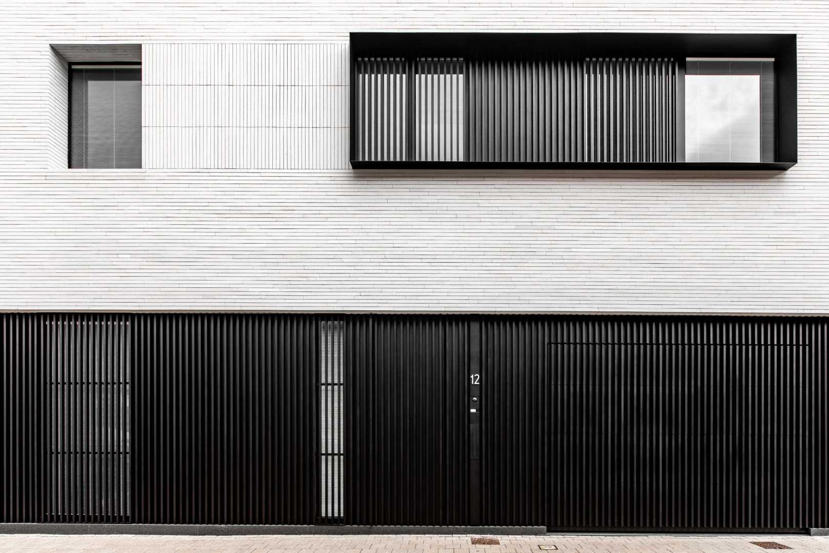 Crispy White VAME (10).jpg