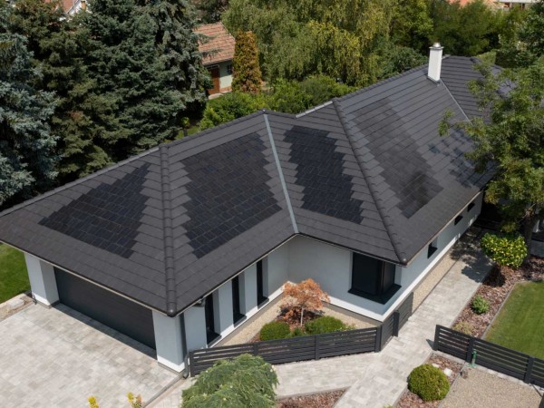 Nieuwe solar mogelijkheden voor zowel keramische- als betondakpannen
