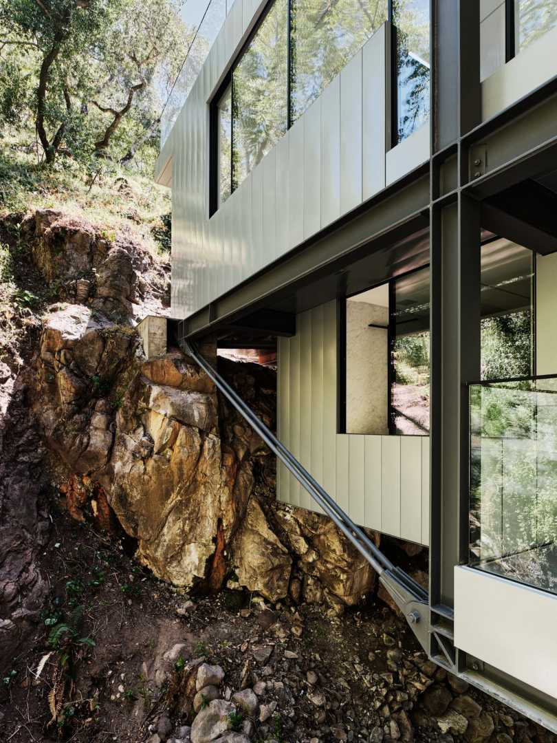 RHEINZINK Suspension House 2.jpg