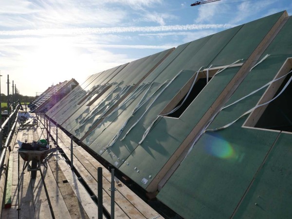 Sneller kan een woning niet worden voorzien van een sterk, zelfdragend en goed geïsoleerd dak 
