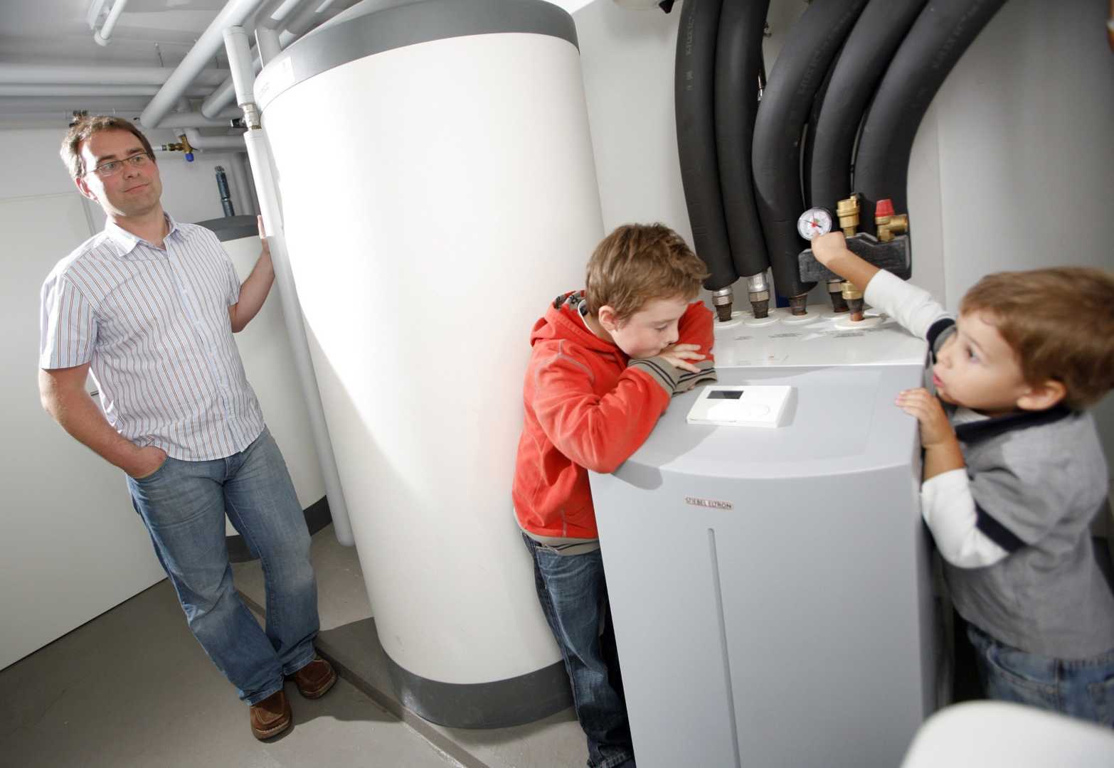 heat-pumps-393059_1920.jpg