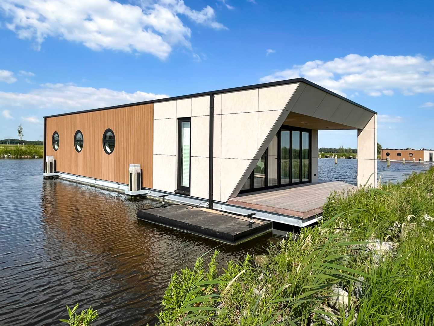 Spruyt Waterwoningen Nederland