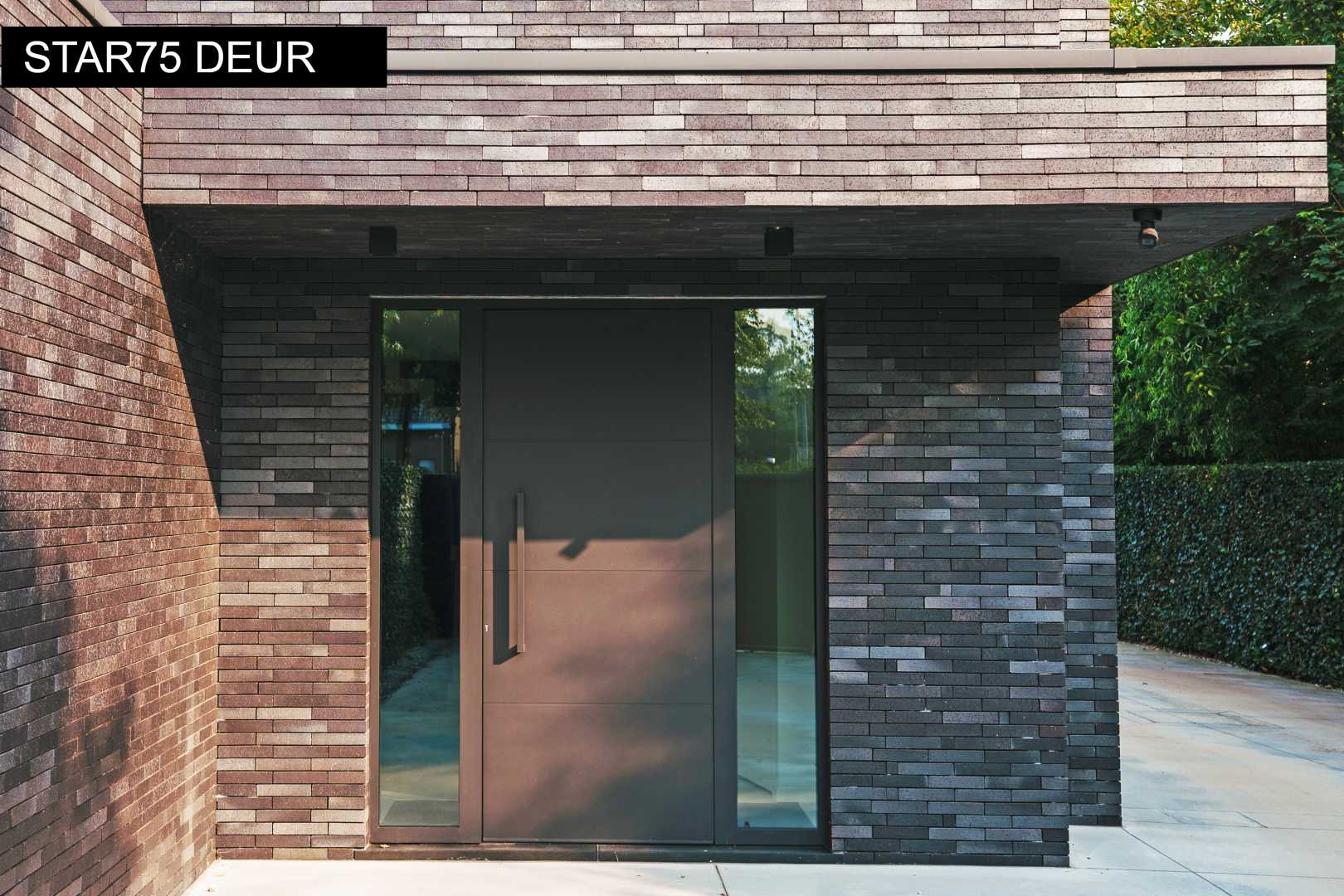 Star 75 deur Voordeur met afdak