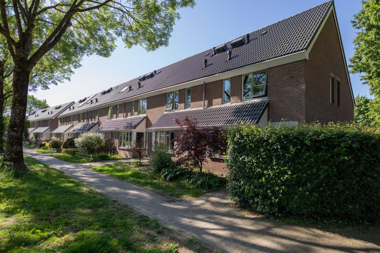 Eerste Paris Proof verduurzaamde woningen opgeleverd in Houten Woningen