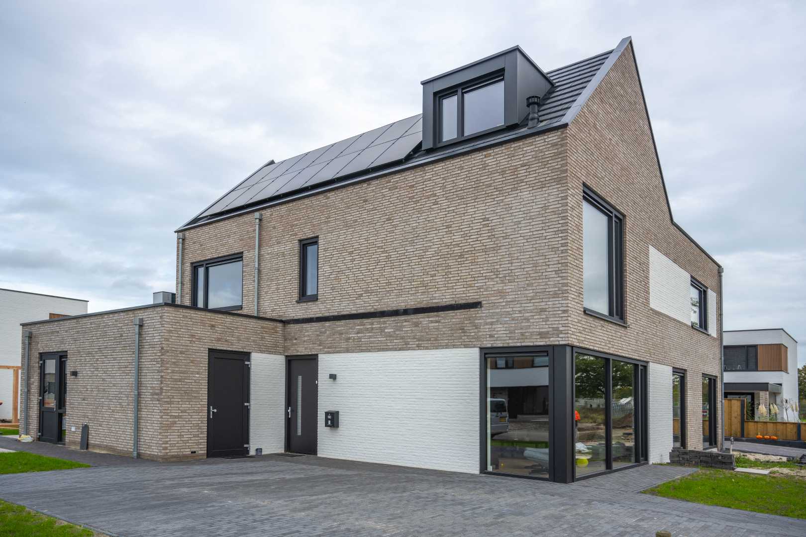 VEKA AG, Softline 82 NL kunststof kozijnen bij vrijstaande woning