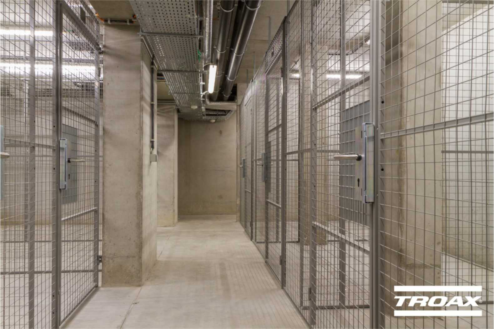 Troax Cetus: bergingen voor appartementengebouwen Berging met kooien