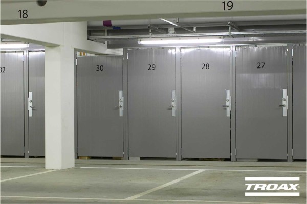 Stalen deuren voor berging