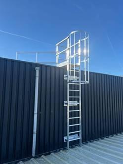 Kooiladder Ladder op het dak