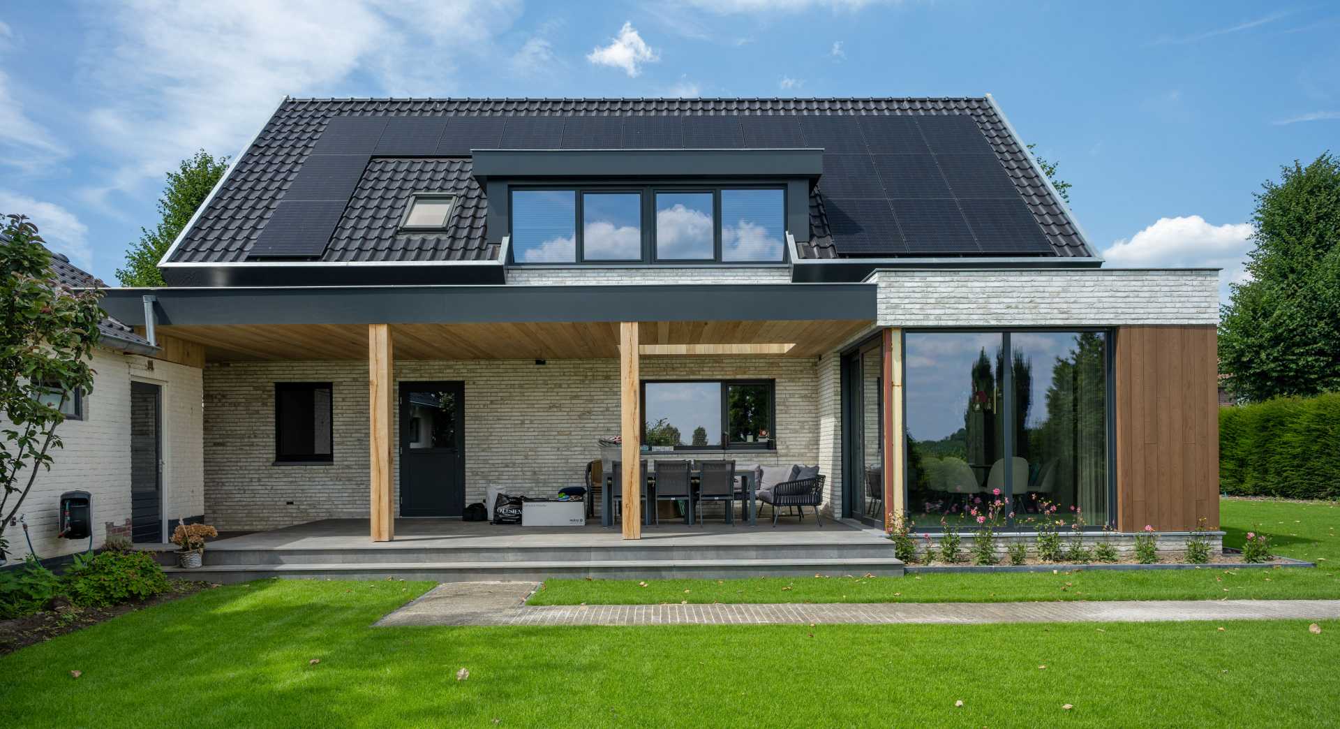 Rockpanel Uni Vrij staand huis met veranda
