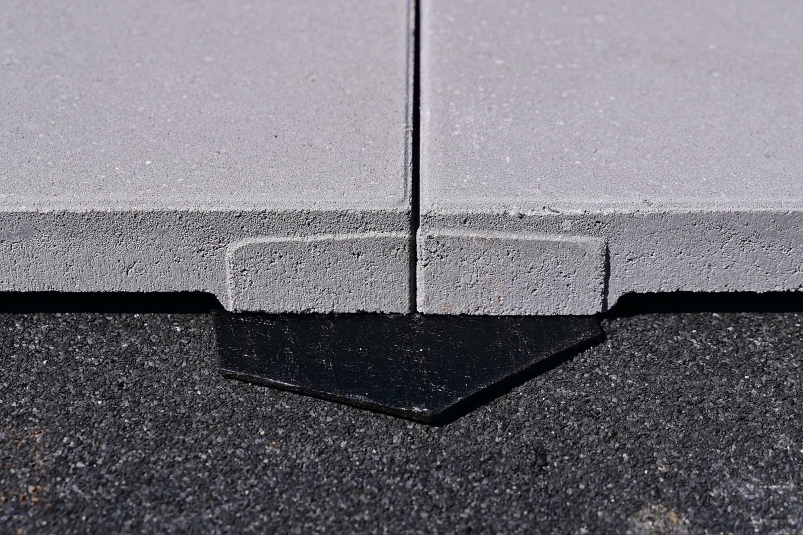 Zoontjens Dreentegel systeem afschotvolgend Terrastegels detail