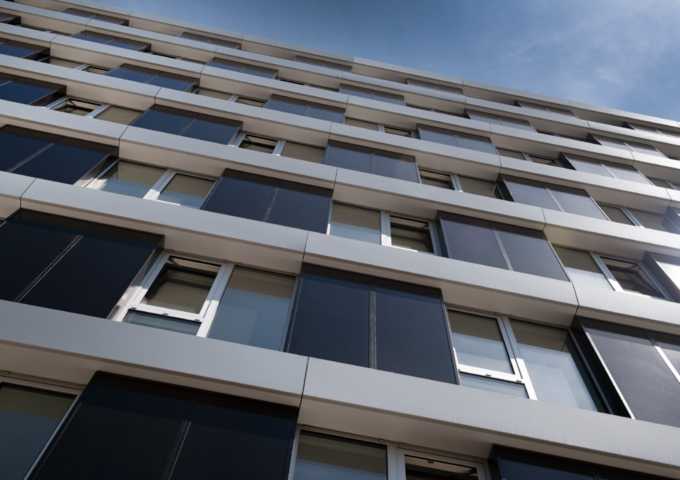 Saint-Gobain Solutions | NBD Nederlandse Bouwdocumentatie gevel met zonnepanelen