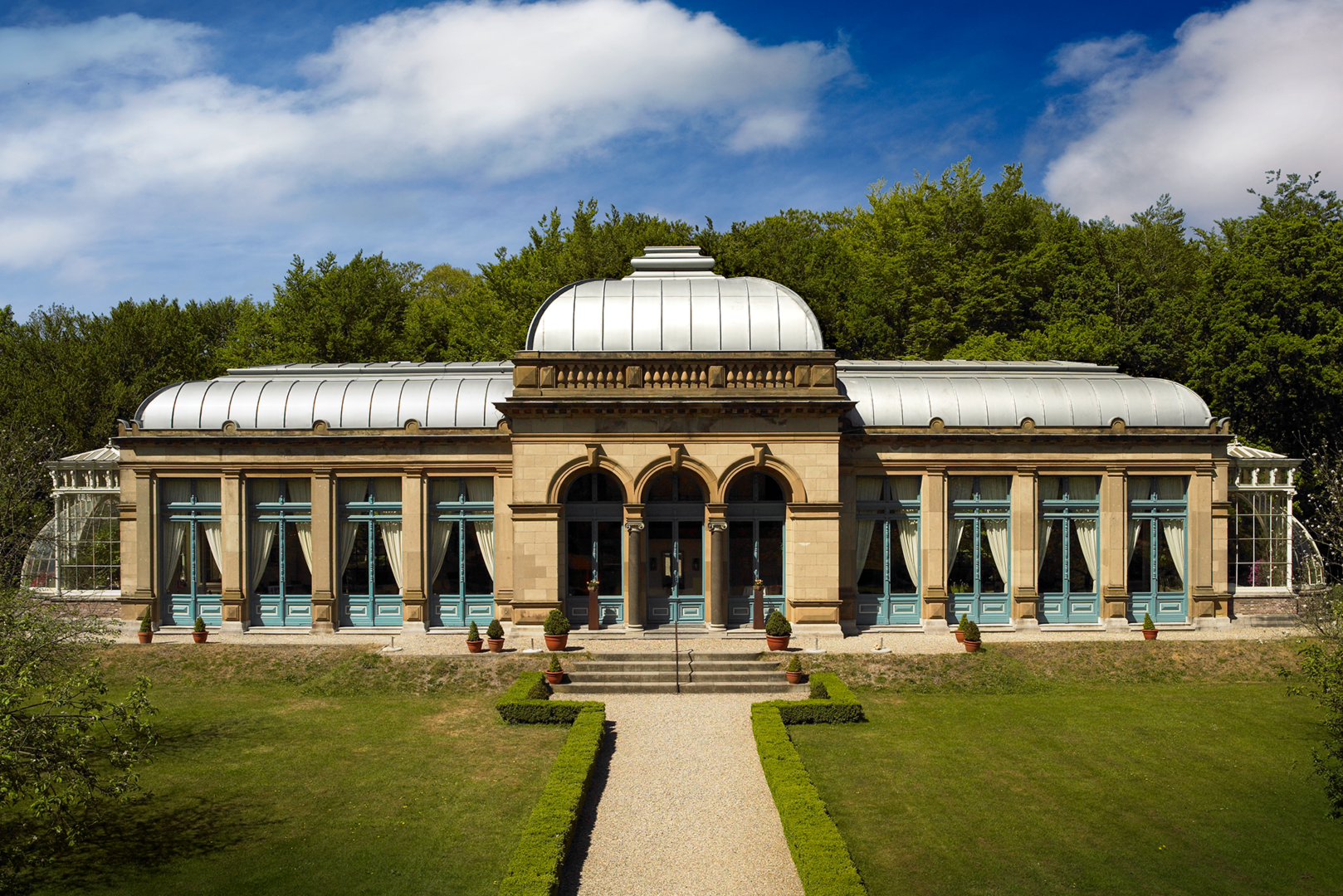 Orangerie, Elswout, Nederland - RHEINZINK CLASSIC walsblank gebouw met zinken dak