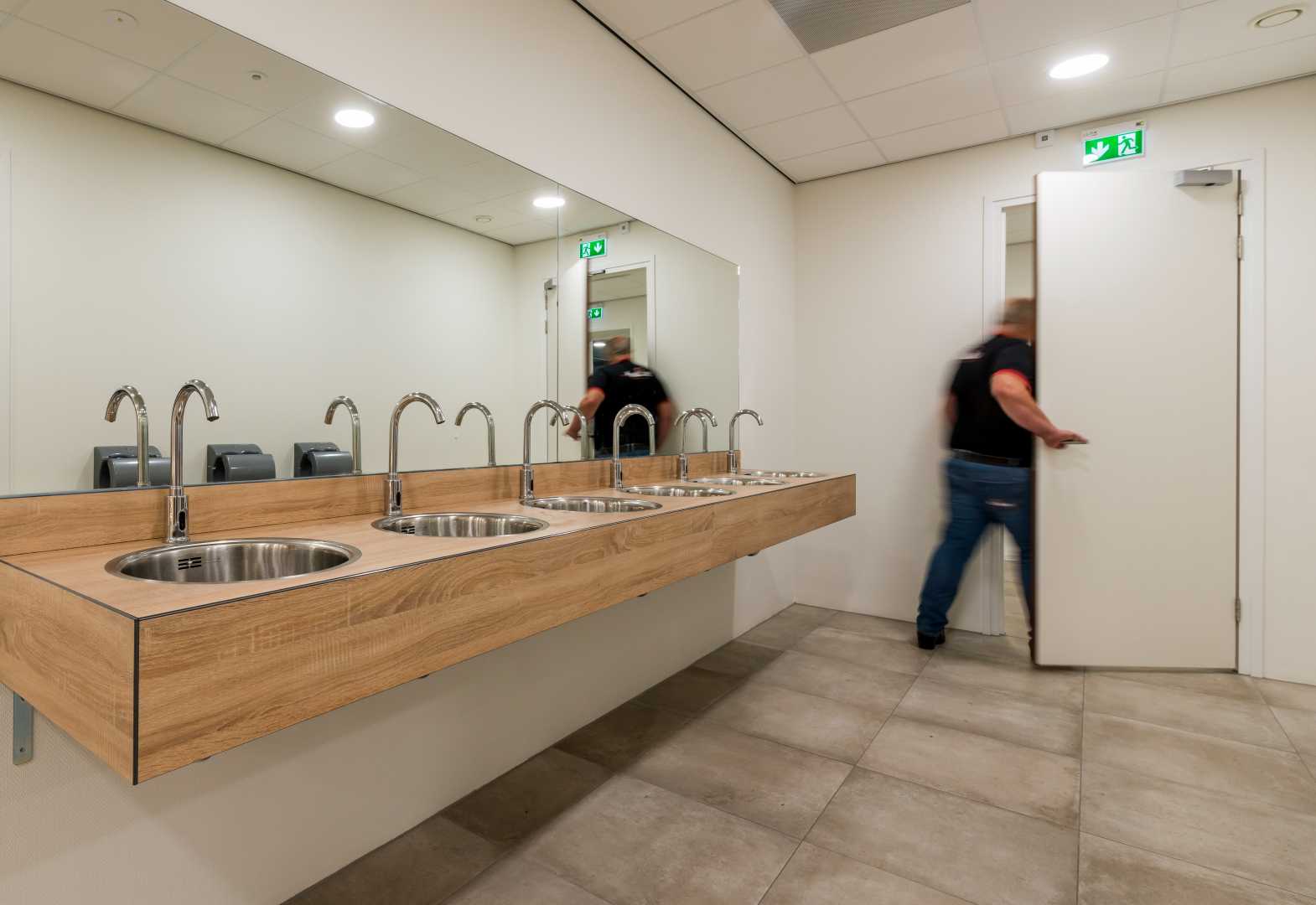 Project 247 Tailorsteel Wastableaus type Luxemburg wastableaus